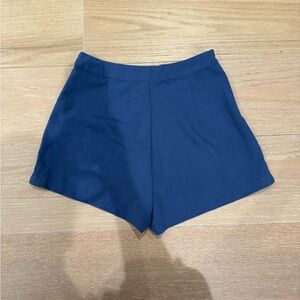Superdown Women’s Blue High Waisted Linen Shorts